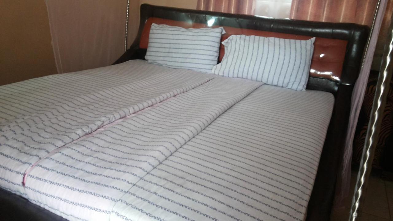 Rock Shadow Hotel Koboko Dış mekan fotoğraf