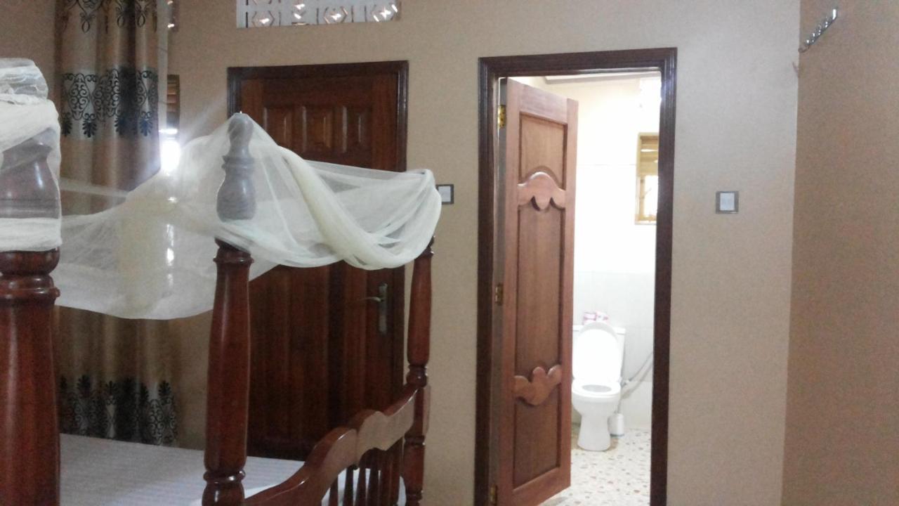Rock Shadow Hotel Koboko Dış mekan fotoğraf