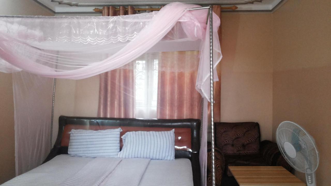 Rock Shadow Hotel Koboko Dış mekan fotoğraf